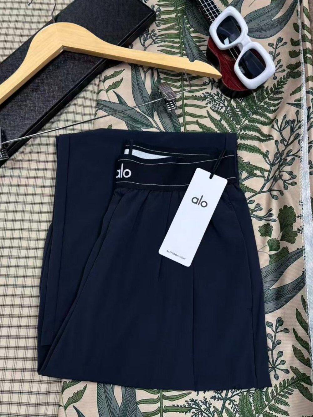 🕶Alo Yoga Suit Up Trouser Navy Blue Regular 30-inch Inner Seam Length 🖤 - Picture 7 of 9